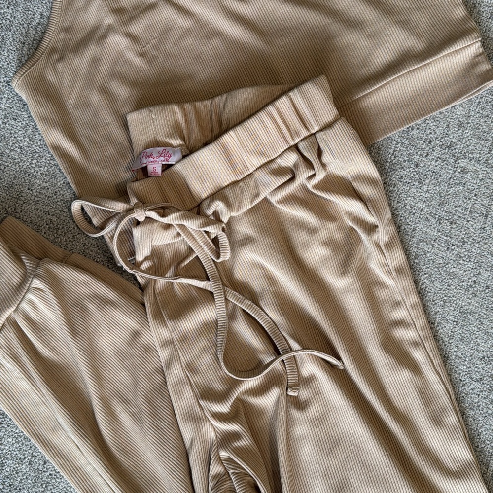 Pink Lily Ribbed Knit Lounge Set in Tan